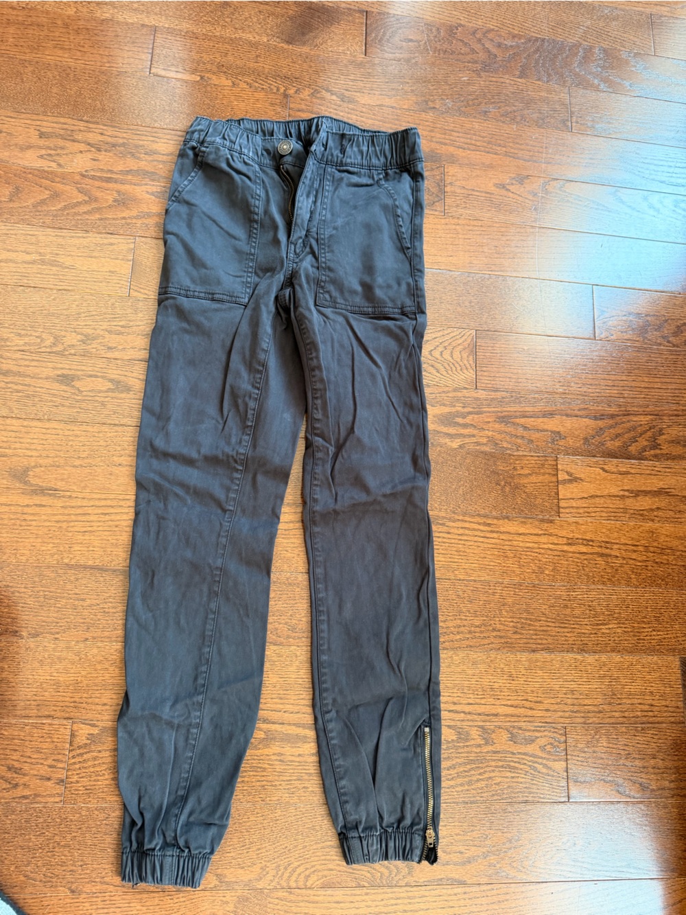 American Eagle Outfitters Women’s Black Cargo Jogger Pants